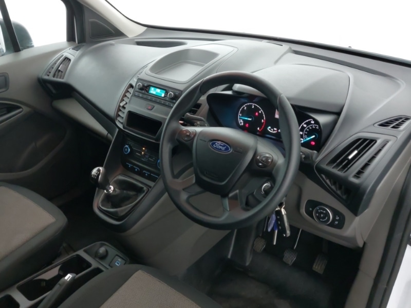 Used Ford Transit Connect 2024 for sale - 76619395: Photo 2