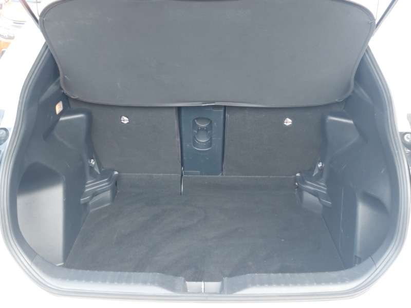 Used Toyota Yaris Cross 2022 for sale - 77955988: Photo 8