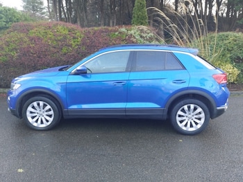 Used Volkswagen T-Roc 2020 for sale - 76893988: Photo