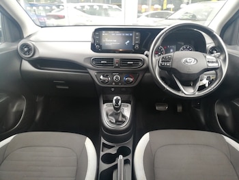 Used Hyundai i10 2022 for sale - 75476828: Photo