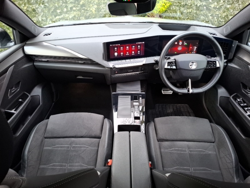 Used Vauxhall Astra 2024 for sale - 77252886: Photo 2