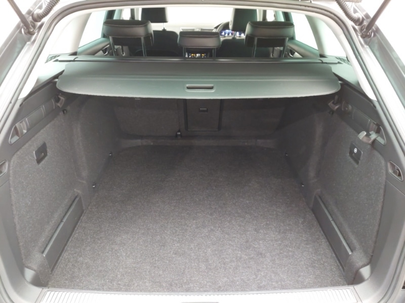 Used Skoda Superb 2023 for sale - 77312128: Photo 8