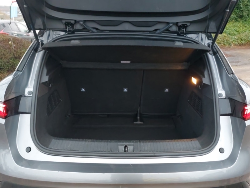 Used Renault Megane E Tech 2023 for sale - 77645178: Photo 8