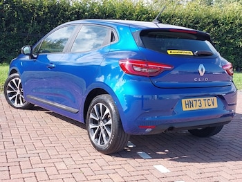 Used Renault Clio 2023 for sale - 75477041: Photo