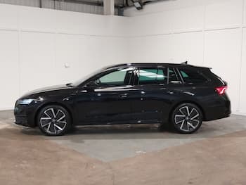 Used Skoda Octavia 2025 for sale - 79707735: Photo
