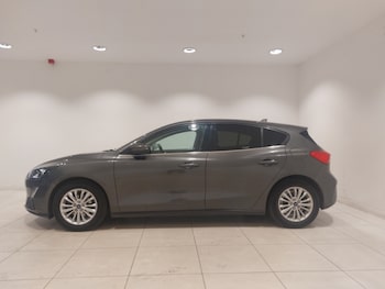 Used Ford Focus 2021 for sale - 78356046: Photo