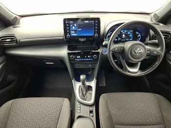 Used Toyota Yaris Cross 2023 for sale - 78635087: Photo