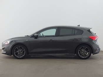 Used Ford Focus 2020 for sale - 75656477: Photo