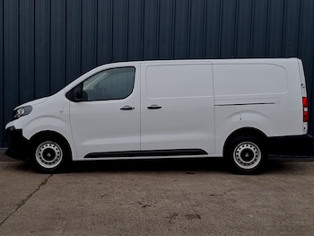 Used Vauxhall Vivaro 2024 for sale - 79572953: Photo