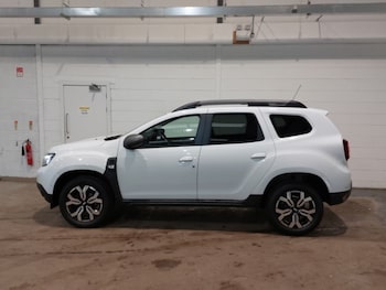 Used Dacia Duster 2023 for sale - 78617037: Photo