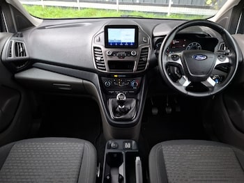 Used Ford Grand Tourneo Connect 2021 for sale - 76431434: Photo