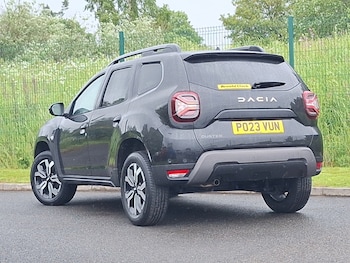 Used Dacia Duster 2023 for sale - 79516693: Photo
