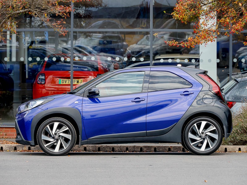 Used Toyota Aygo X 2023 for sale - 77169667: Photo 4