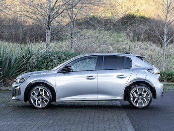 Used Peugeot 208 2025 for sale - 76483500: Photo