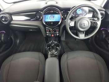 Used MINI Hatch 2023 for sale - 76465895: Photo