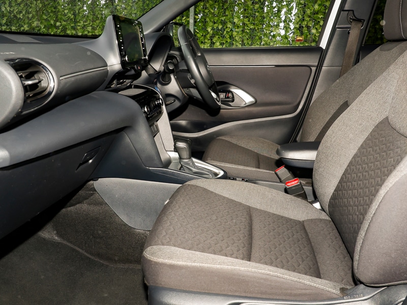 Used Toyota Yaris Cross 2022 for sale - 77913413: Photo 2