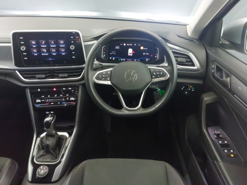 Used Volkswagen T-Roc 2023 for sale - 77304689: Photo 7