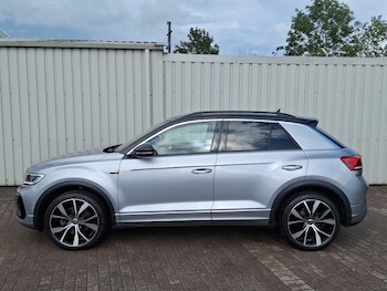 Used Volkswagen T-Roc 2022 for sale - 77214426: Photo