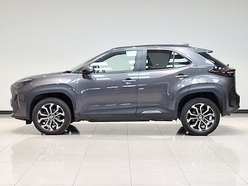 Used Toyota Yaris Cross 2023 for sale - 79626224: Photo