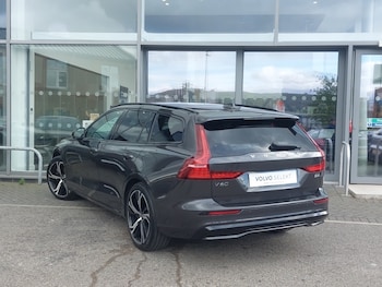 Used Volvo V60 2023 for sale - 78519156: Photo