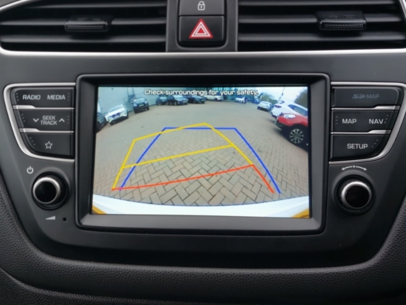 Used Hyundai i20 2020 for sale - 76497842: Photo 11