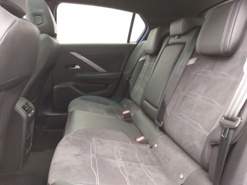 Used Vauxhall Astra 2024 for sale - 76907625: Photo 6