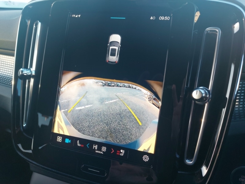 Used Volvo XC40 2025 for sale - 76978628: Photo 10