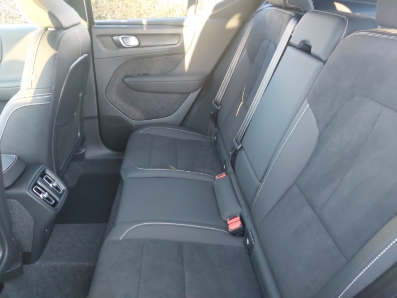 Used Volvo XC40 2025 for sale - 76978628: Photo 6