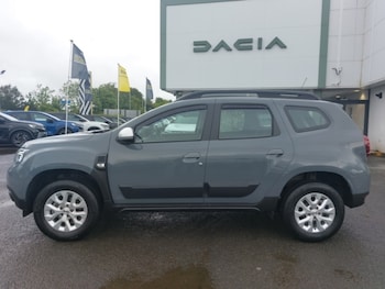 Used Dacia Duster 2023 for sale - 78952486: Photo