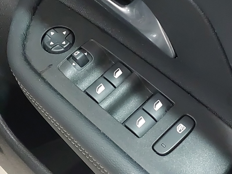 Used Vauxhall Mokka 2023 for sale - 77119379: Photo 12