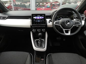 Used Renault Clio 2023 for sale - 78247289: Photo