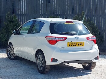 Used Toyota Yaris 2020 for sale - 78343270: Photo