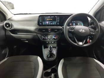 Used Hyundai i10 2025 for sale - 77838212: Photo