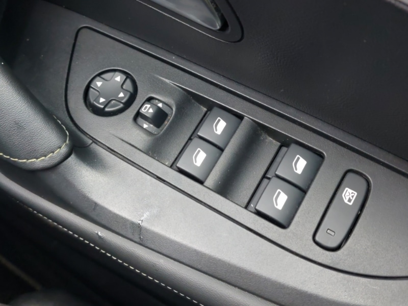 Used Peugeot 2008 2022 for sale - 77108378: Photo 12