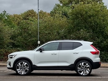 Used Volvo XC40 2025 for sale - 79707781: Photo