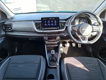 Used Kia Stonic 2022 for sale - 79007010: Photo