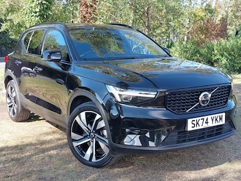 Volvo - XC40