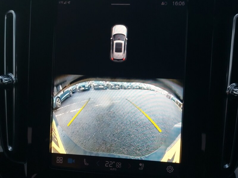 Used Volvo XC40 2024 for sale - 77371652: Photo 11