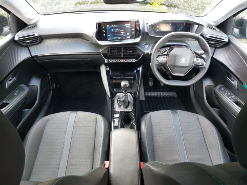 Used Peugeot 208 2022 for sale - 76321014: Photo 2