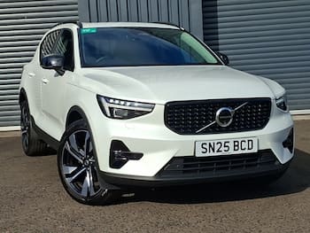 Used Volvo XC40 2025 for sale - 79689253: Photo