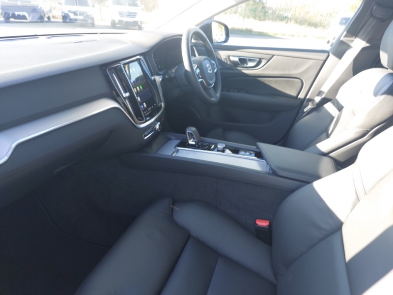 Used Volvo V60 2025 for sale - 77981005: Photo 5