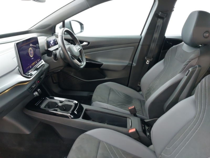 Used Volkswagen ID.4 2024 for sale - 76552893: Photo 5