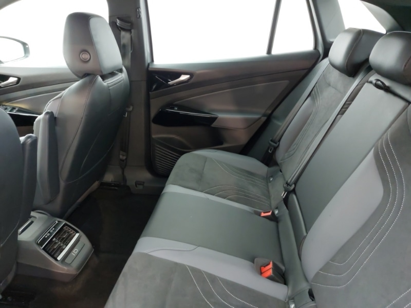Used Volkswagen ID.4 2024 for sale - 76552893: Photo 6