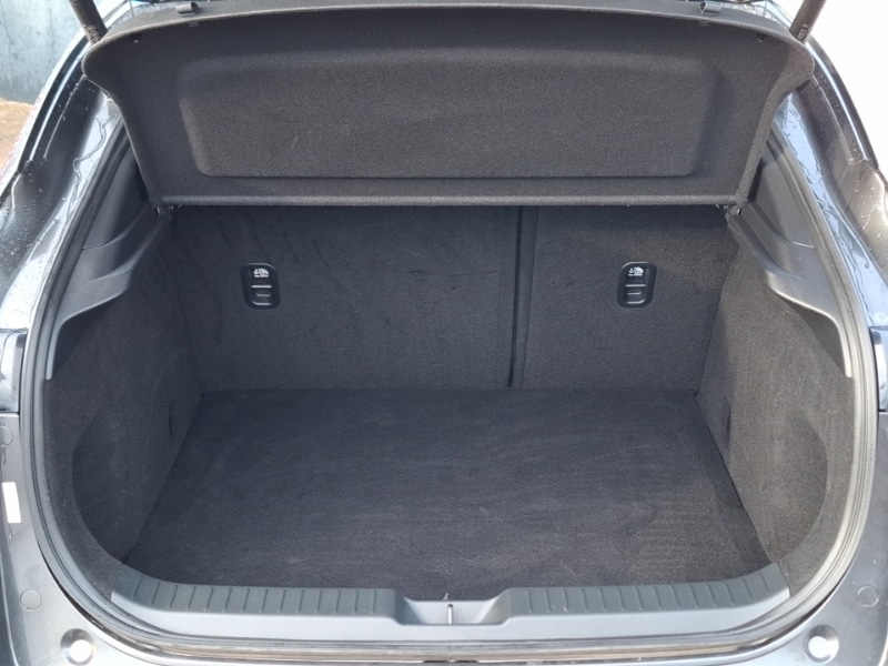 Used Mazda CX-30 2023 for sale - 77068379: Photo 8