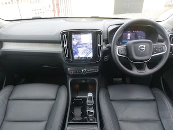 Used Volvo XC40 2024 for sale - 76459559: Photo