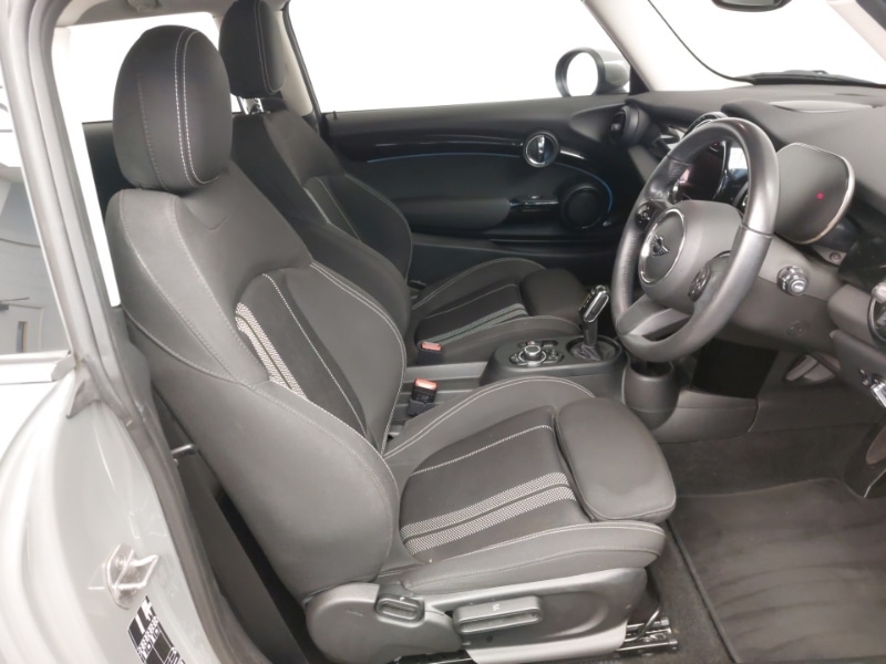 Used MINI Hatch 2022 for sale - 76894310: Photo 6