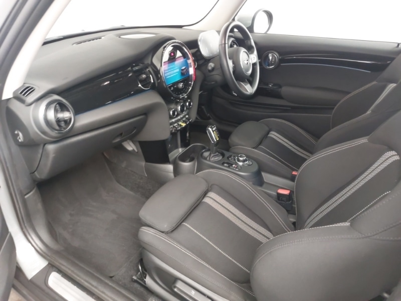 Used MINI Hatch 2022 for sale - 76894310: Photo 7