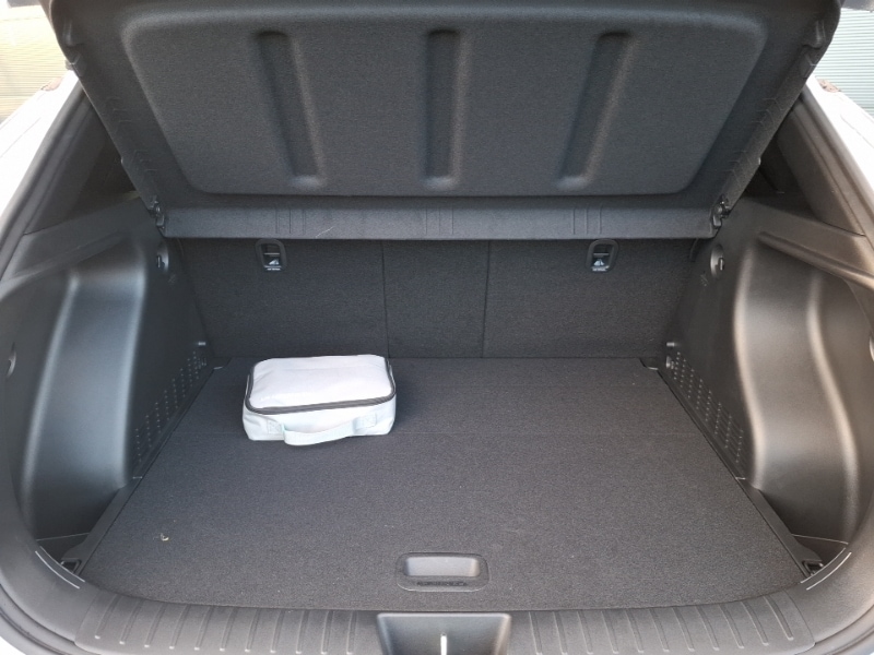 Used Hyundai KONA 2025 for sale - 77035385: Photo 8