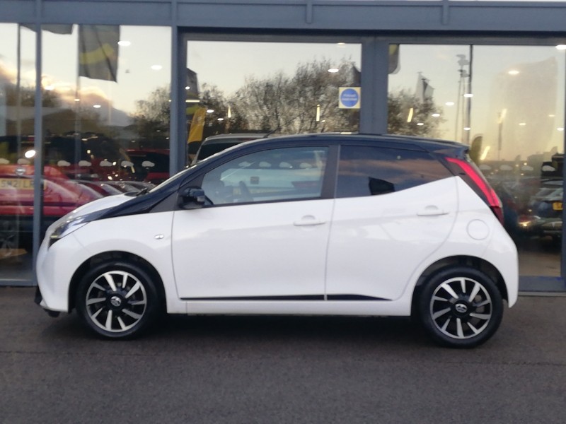 Used Toyota AYGO 2021 for sale - 76718023: Photo 4