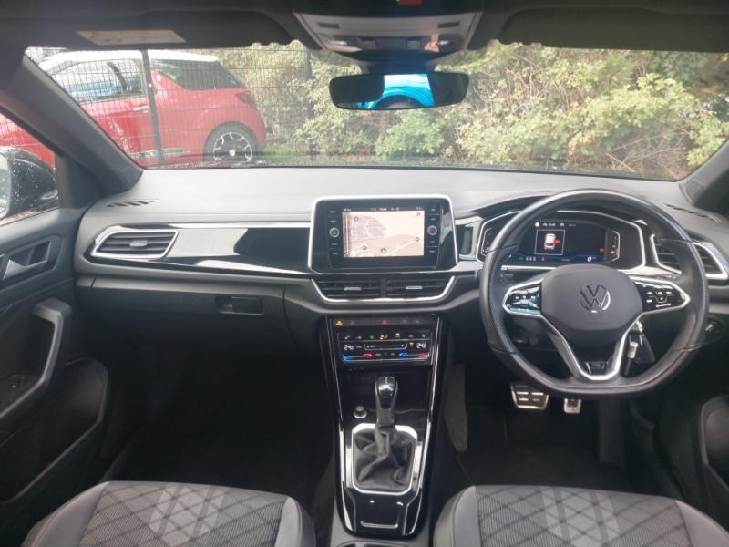 Used Volkswagen T-Roc 2023 for sale - 76600451: Photo 2